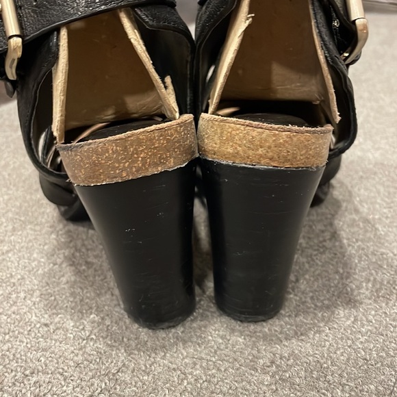 Sofft leather strappy heels - Picture 6 of 10